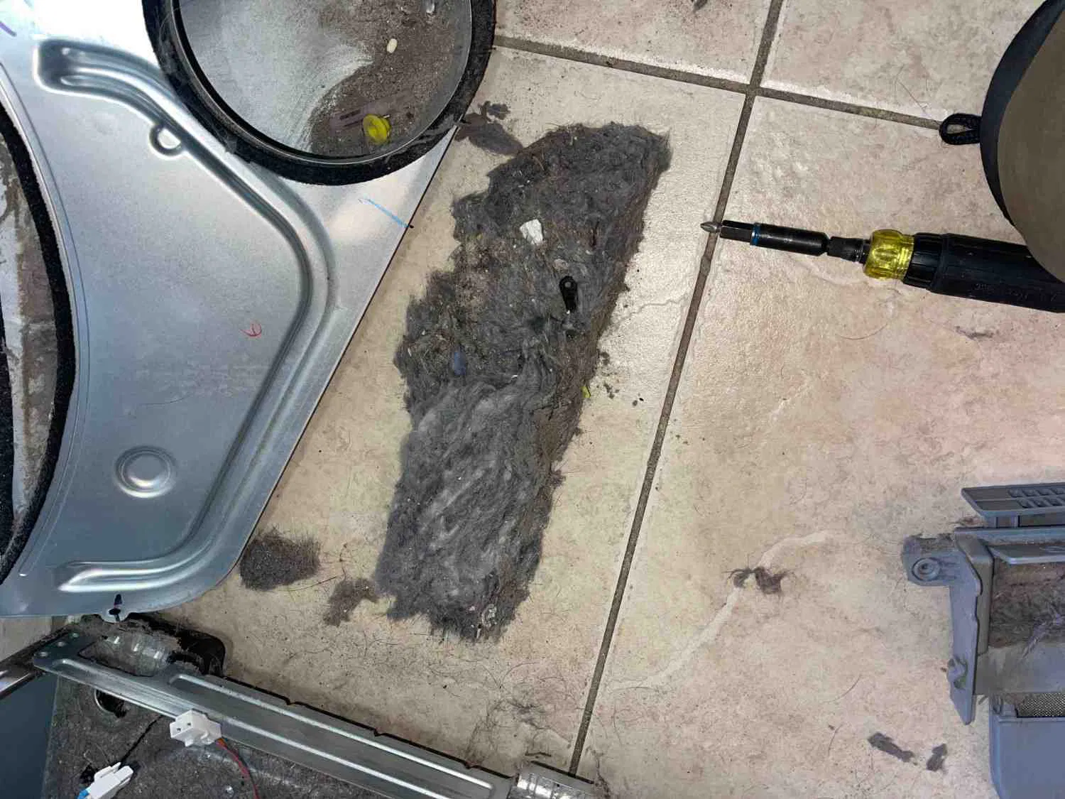 Ventilation under dust