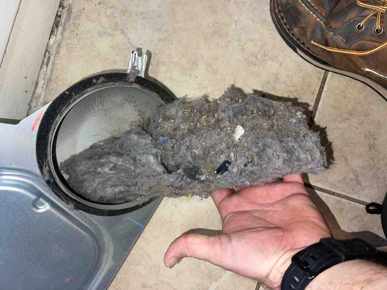 Ventilation under dust